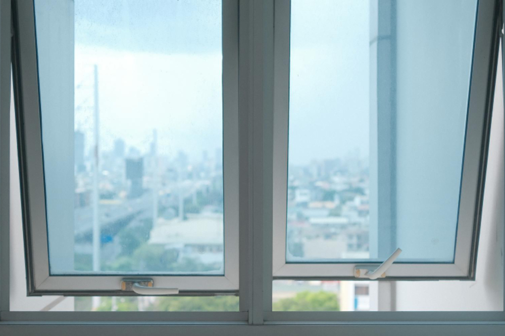 Johnson City Awning Windows